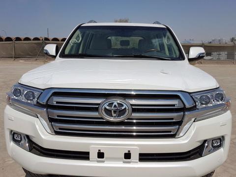 18款酷路泽4600 搭载V8发动机 动力不用说 王牌越野