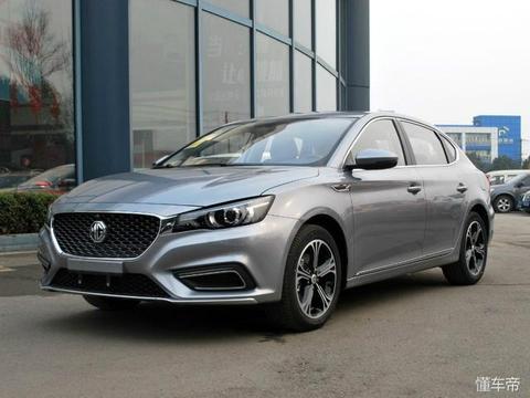 别说帝豪，连思域都没它帅！这车破百仅7秒，4毛多油耗不足10万起