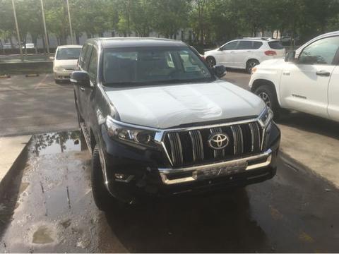 18款霸道4000 九气囊全时四驱系统、速手自一体