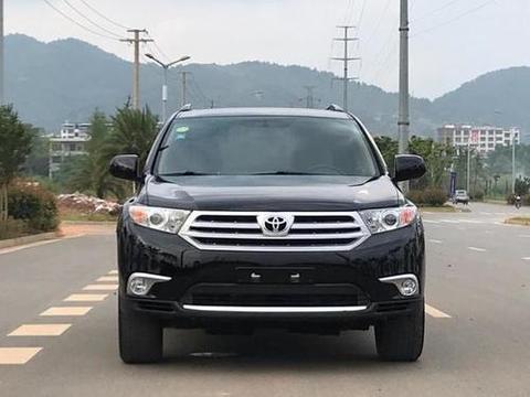 老表换车，这款大尺寸的家用SUV汉兰达，外观霸气，现仅售4.5万