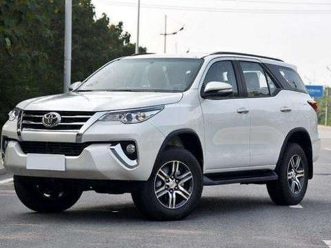 这款丰田比汉兰达更霸气, 拥有普拉多的内核, 价格却便宜一半