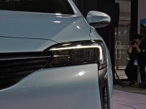 速递!新鲜的“美系轿车“资讯全在这，看我就够了