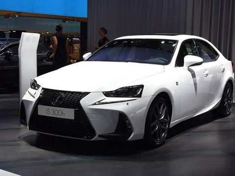 这几款新车不值买，二手市场却抢着要