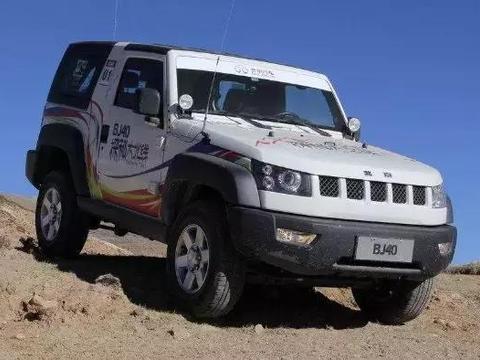 这款国产越野车改款了，造型凶悍不输牧马人！