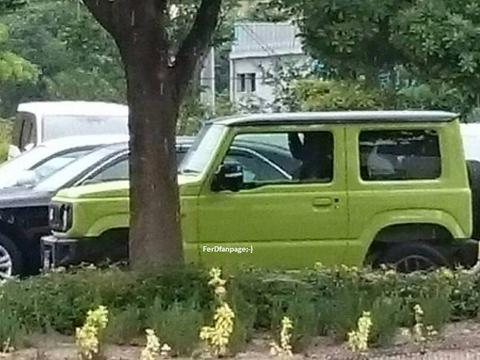 奔驰大G的“弟弟”来了！起售价10万，上街回头率不输劳斯莱斯！