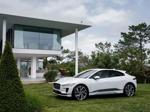 一锤定音：捷豹纯电轿跑SUV 入华 特斯拉迎来强劲对手