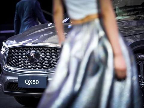 又一豪车被骂醒！新车比宝马X3帅，卖34万内饰值100万，奥迪急了