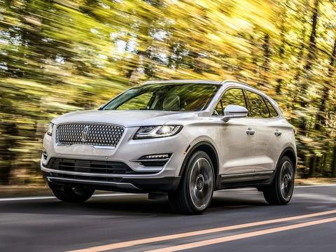 不愧是服务总统的车，配2.0T动力强势，操控比途观L精准！