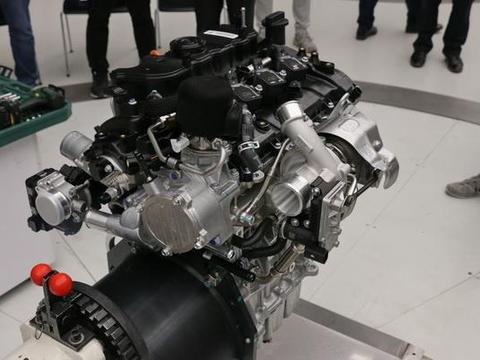 长城1.5T发动机技术解析：中置直喷布局，CVVL技术加持