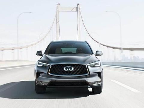 英菲尼迪这次真的要拼了，新车全面升级，2.0T动力只卖30万