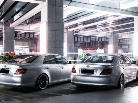 丰田最牛中级车! 比凯美瑞更保值, 开三年还能当新车卖