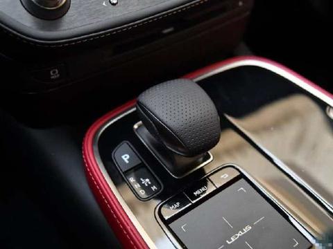 豪车的水到底多深? 卖不动就降价, 最后1辆曾卖90万, 一降就66万