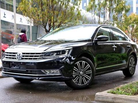 第一次感觉白色车身毫无违和感