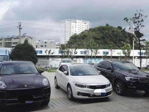 神车媲美保时捷, 品质堪比丰田, 安全不输沃尔沃, 12万跌到8万