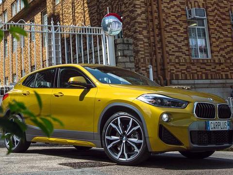 全新宝马X2的低矮阔身，是更适合年经的选择