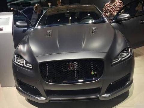 本想叫板奔驰S级，性能远超宝马7系，上市一降就是36万