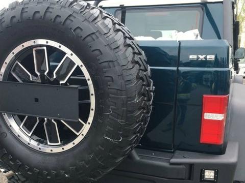 有驾照也不一定能开的车，800万的奔驰的都没它霸气