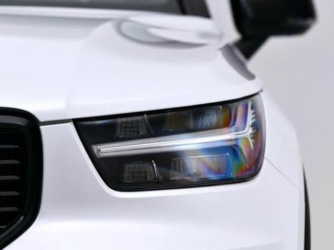 最便宜的沃尔沃来，颜值不输宝马X1，安全配置依旧标杆奥迪哭