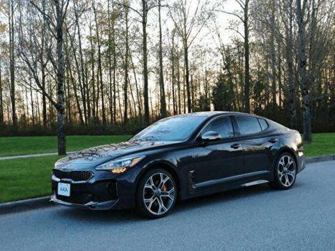 男士都为之动心? 起亚不再廉价! 2018 Kia Stinger GT AWD!