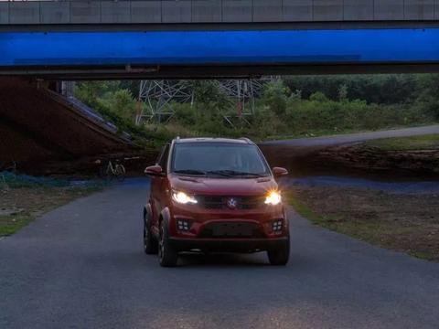 特斯拉将对车联网收费，飞行出租车真的要实现了？