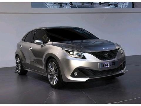 铃木推良心小钢炮！比POLO漂亮十倍，家用油耗低至3毛，不足6万