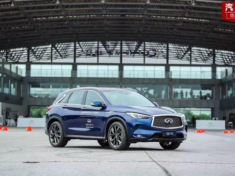 这车能防止油门当刹车踩的悲剧发生，又名移动大沙发，开眼界了