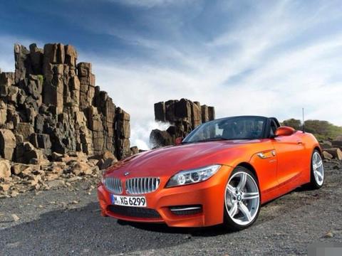 宝马Z4领跑新一代平跑，双座敞篷现六十万给你带来二百万的体验