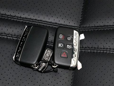 想知道“德系大型三厢车“最近有什么新消息么，都在这里了