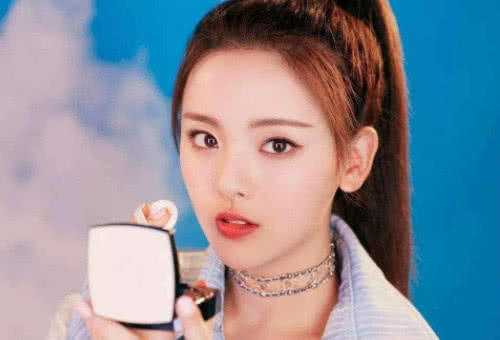 史上最美村花杨超越代言德芙,一句广告词99