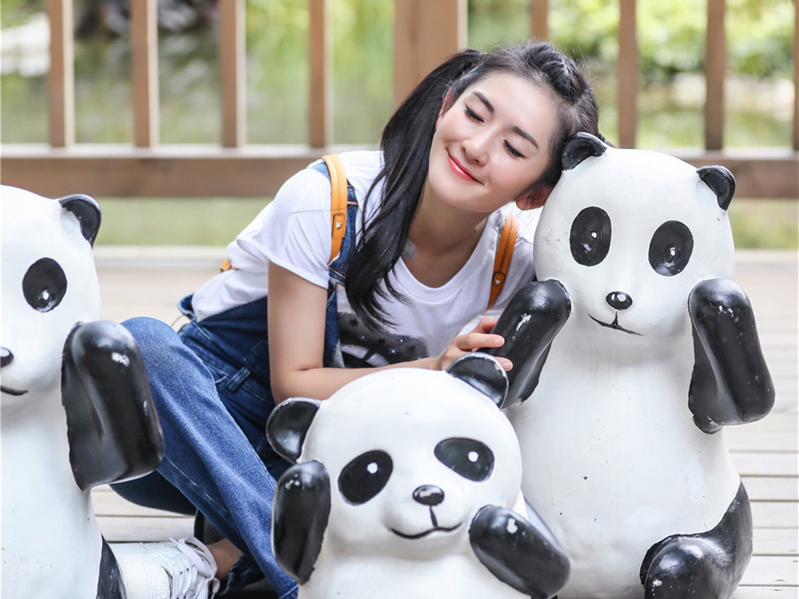 谢娜粉丝破亿,但她一条微博最多点赞数却是28