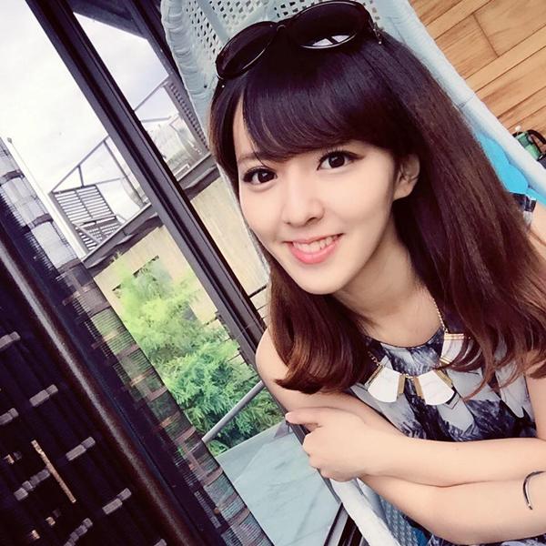 台湾25岁校花级主播被66岁老伯疯狂写信求爱