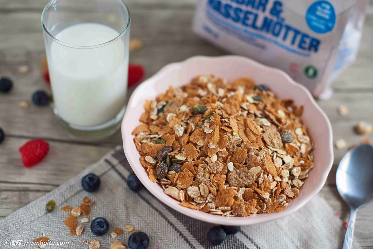 混合坚果+燕麦片的热量高吗?吃了会发胖吗?