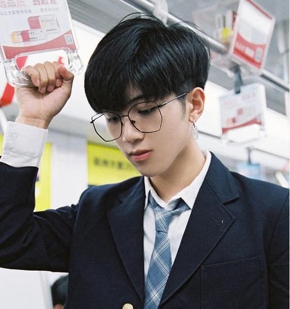 18年高颜值男生发型参考