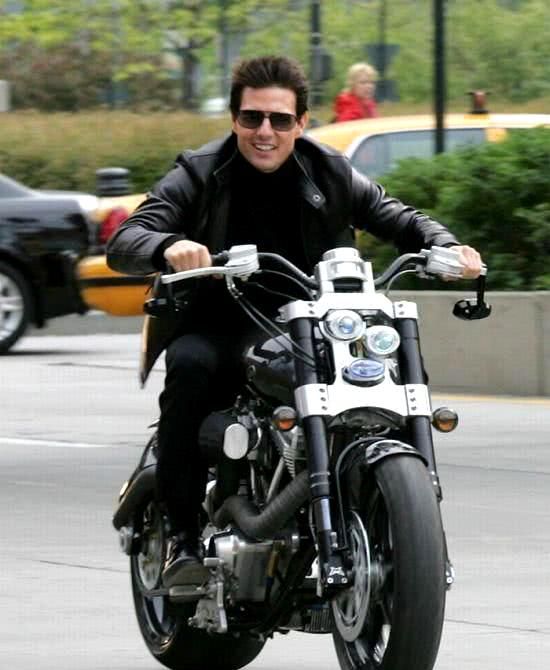 美国明星帅哥汤姆·克鲁斯的部分摩托车收藏
