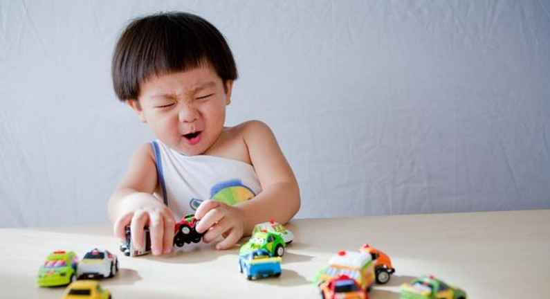 八个月到一岁的孩子,适合玩什么玩具?!
