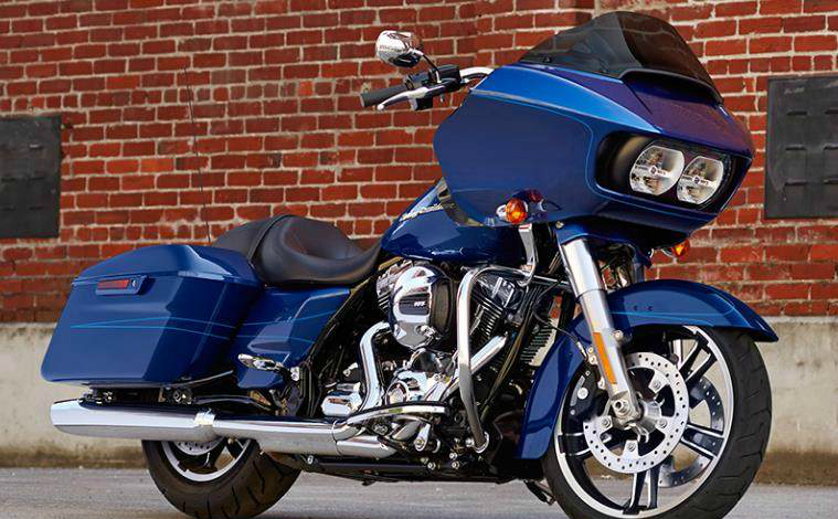 刚买雅马哈就后悔,哈雷新车比铃木还漂亮,提速