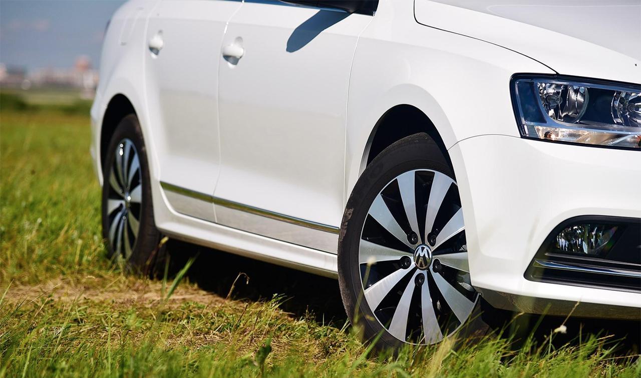 1.2T动力足? 刺激销量还是物超所值? 速腾180TSI