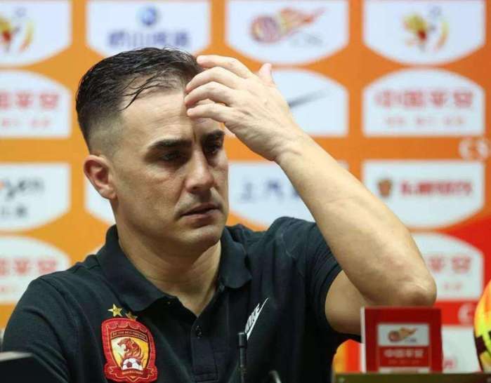 恒大更新一线队员名单 七大外援唯独缺了他 离