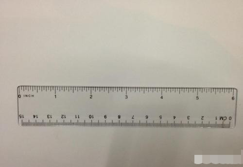 如果放一个黑洞在太阳内核会发生什么?