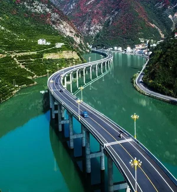 中国最美水上公路去古昭公路自驾一次你才知道三峡有多美