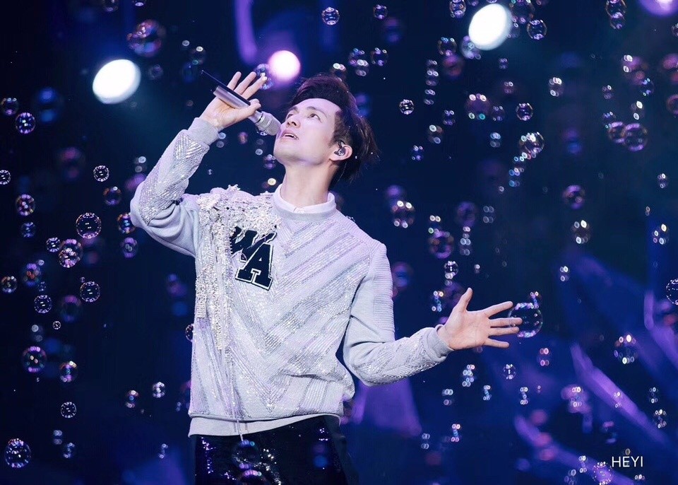 乐作人生，鹊会金陵----记钟汉良个人巡回演唱会