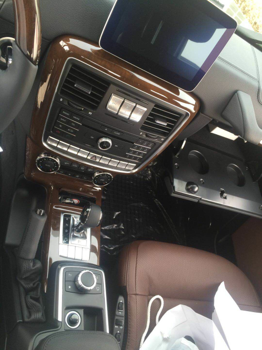 全新一代奔驰G500！外观霸气内饰精致豪华强大三把锁