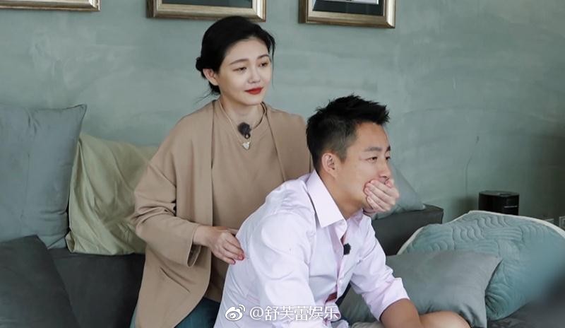 捂嘴表情_感动捂嘴表情_捂嘴大笑表情-圈子花园图片