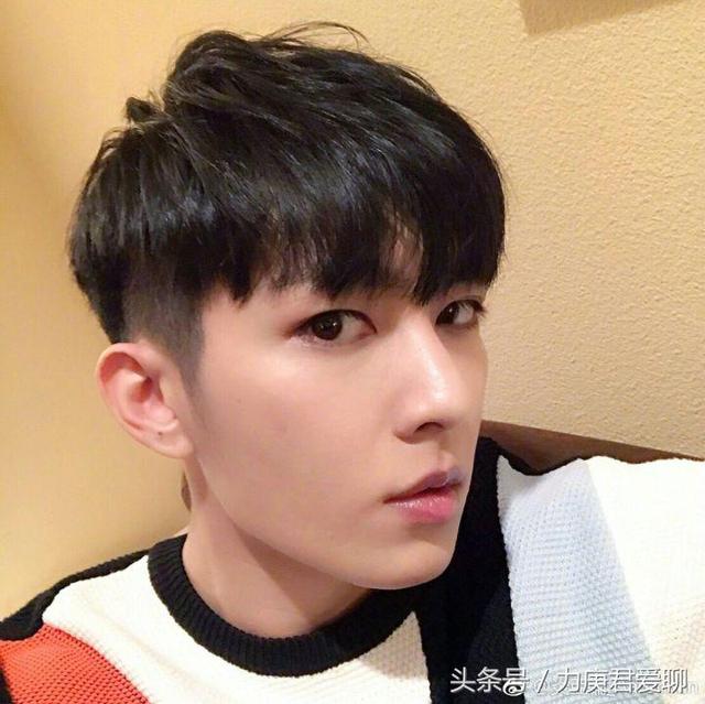 明星“削骨磨腮”成风尚：脸垮事业垮更快！她近照脸如同削掉一半