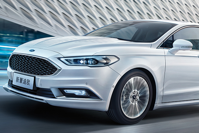 年轻人买啥迈腾，这3款中型车好开又好看，优惠还贼高