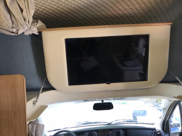 55.8万戴德隆翠自由风房车:无需发电机的房车你见过吗