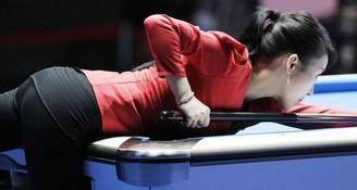 潘晓婷为何每次标配黑色紧身裤? 突凸点? 她这么说