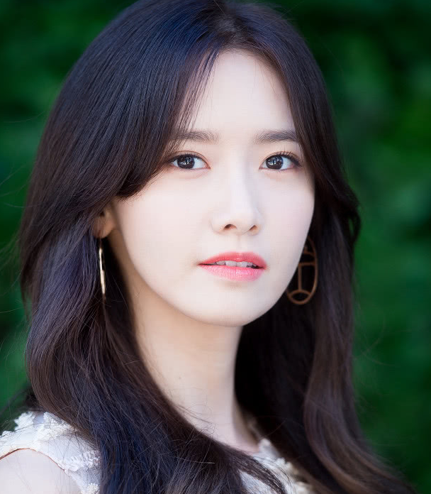 宅男女神:日本有新垣结衣,韩国有林允儿,中国有第一美