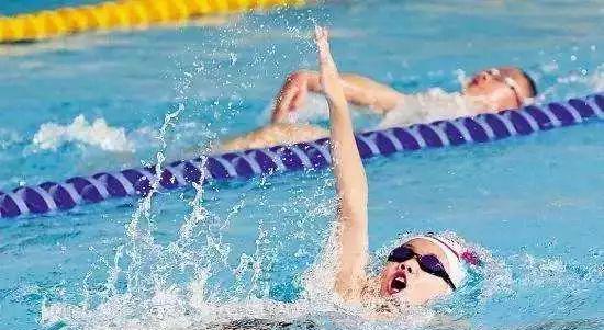 最新规定:游泳作为中考体育必考选项!