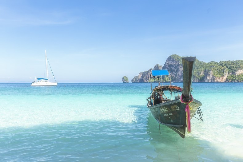 马来西亚的沙巴岛和泰国的普吉岛哪个最好玩?